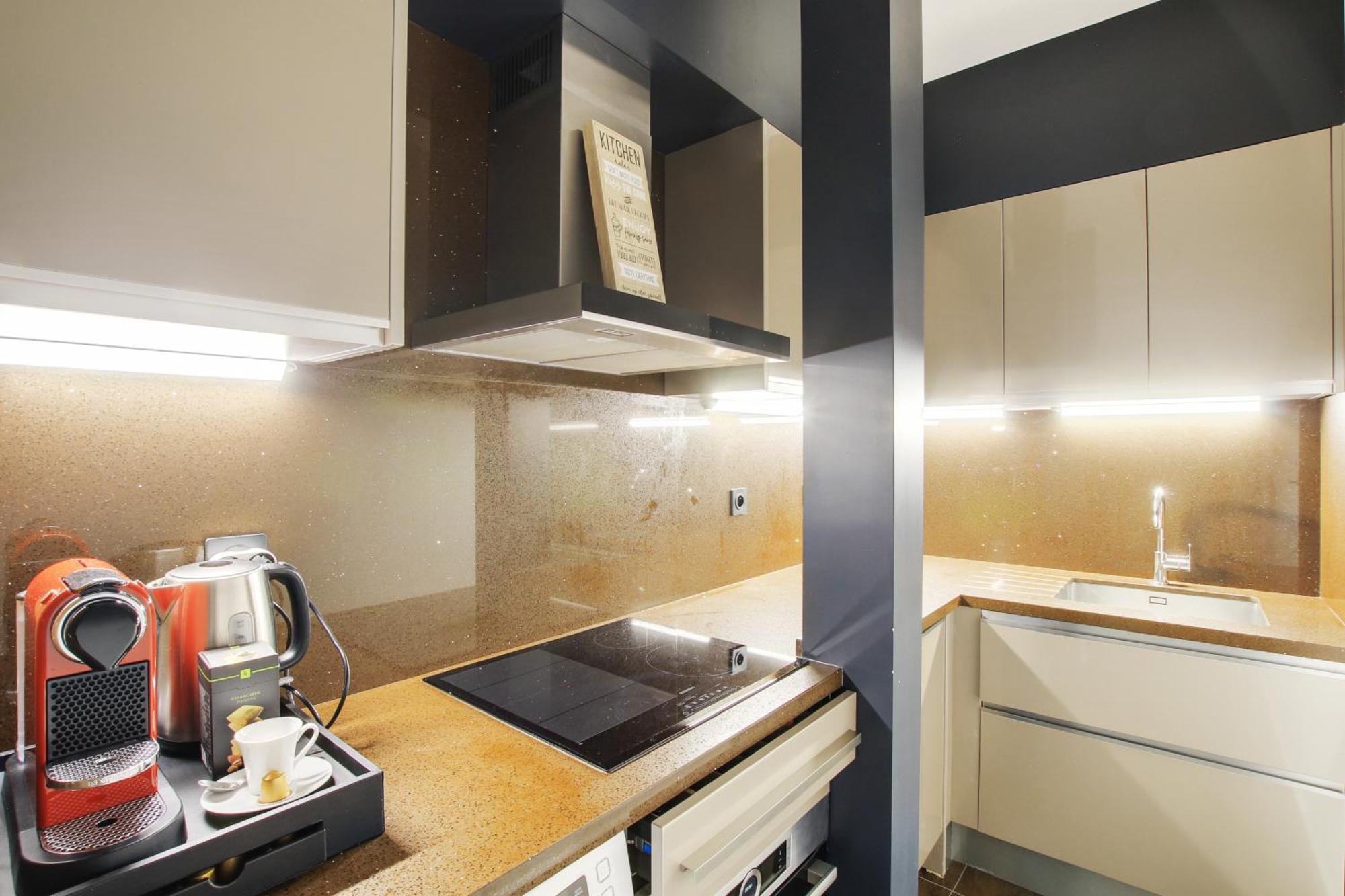 Appartement Sejours Parisiens / Belle Courcelles / 4* Paris